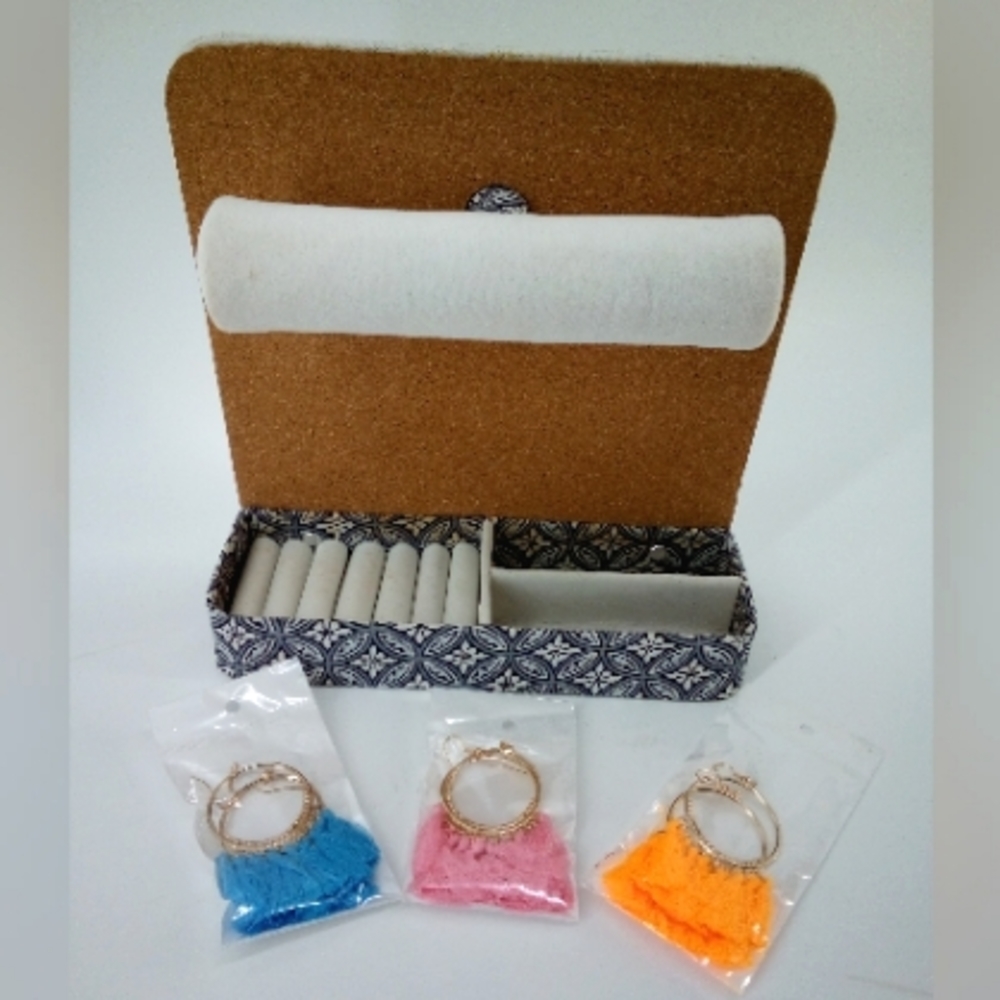 Jewelry Stand w. 3 New Pairs of Colorful Fringe Earrings
